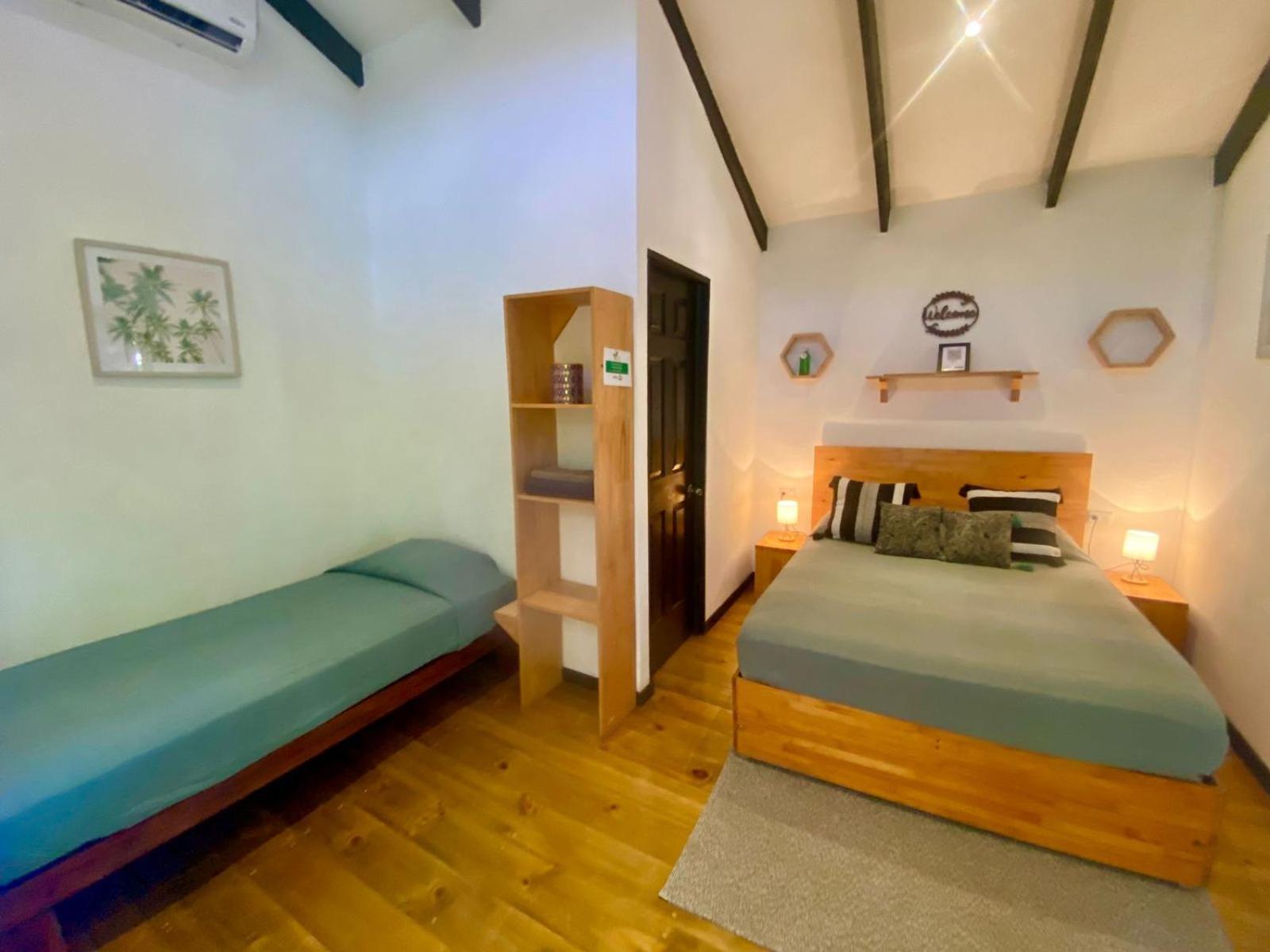 Santeria Lodge Playa Santa Teresa  Eksteriør billede